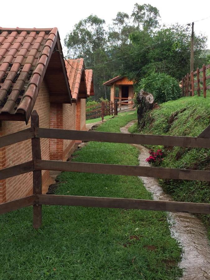 Chales Pedacim Du Ceu บูเอโนบรันเดา ภายนอก รูปภาพ